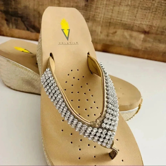 NWOT Volatile Snakeskin Pattern With Crystals Wedge Sandals - Picture 7 of 8